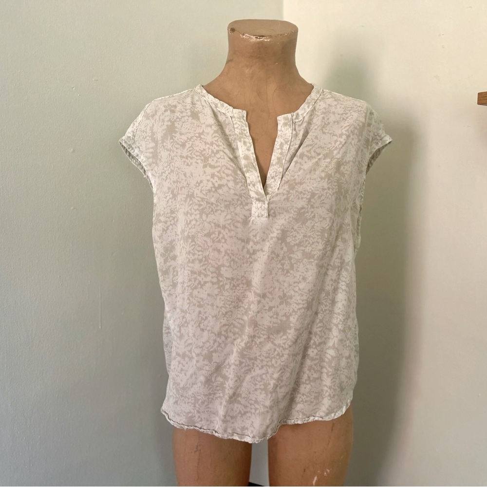 CLOTH & STONE ANTHROPOLOGIE Shirt Sleeveless White Floral Tencel Size Small 2 4